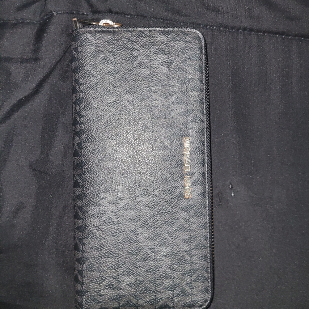 Michael Kors Black Textured Wallet